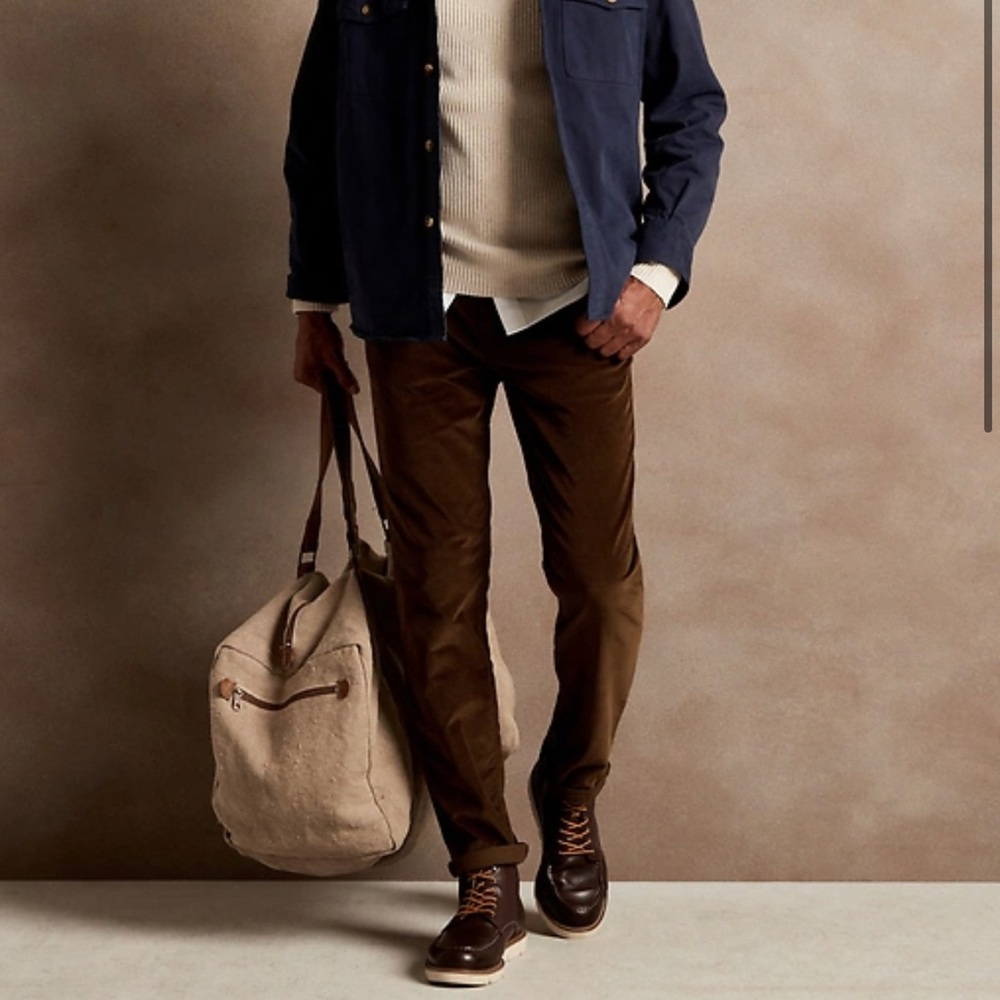 Banana Republic Men’s Slim Traveler Corduroy Pant